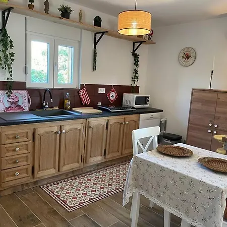 アパート Provencal Atypique Avec Jacuzzi Prive *